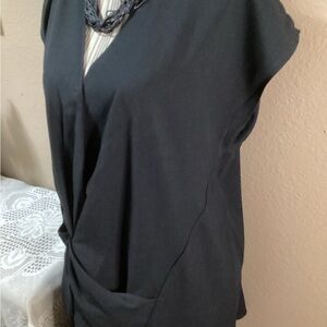 NEWT CITY CHIC TOP IN BLOOM